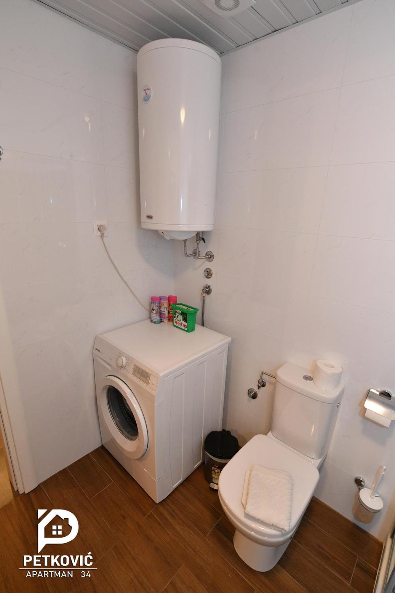 Apartment Petkovic 34 *